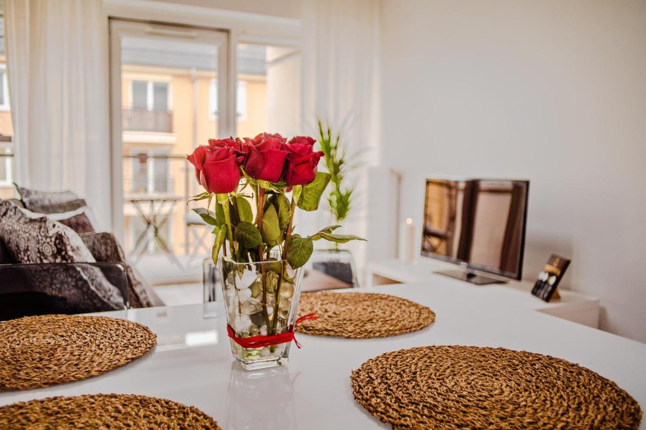 Apartamenty Homely Place Koziolki - Stary Rynek - Parking Poznań Esterno foto